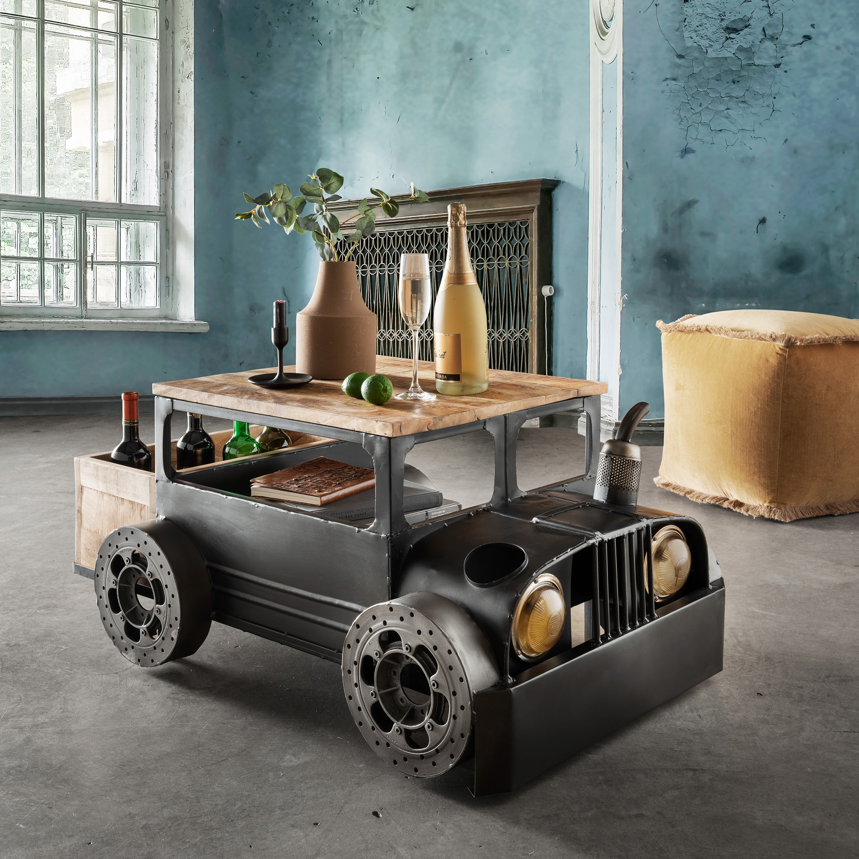 Couchtisch TRUCK | Metall/Mangoholz | auf 4 Eisenrädern als Fantasy-Vintage Modell
