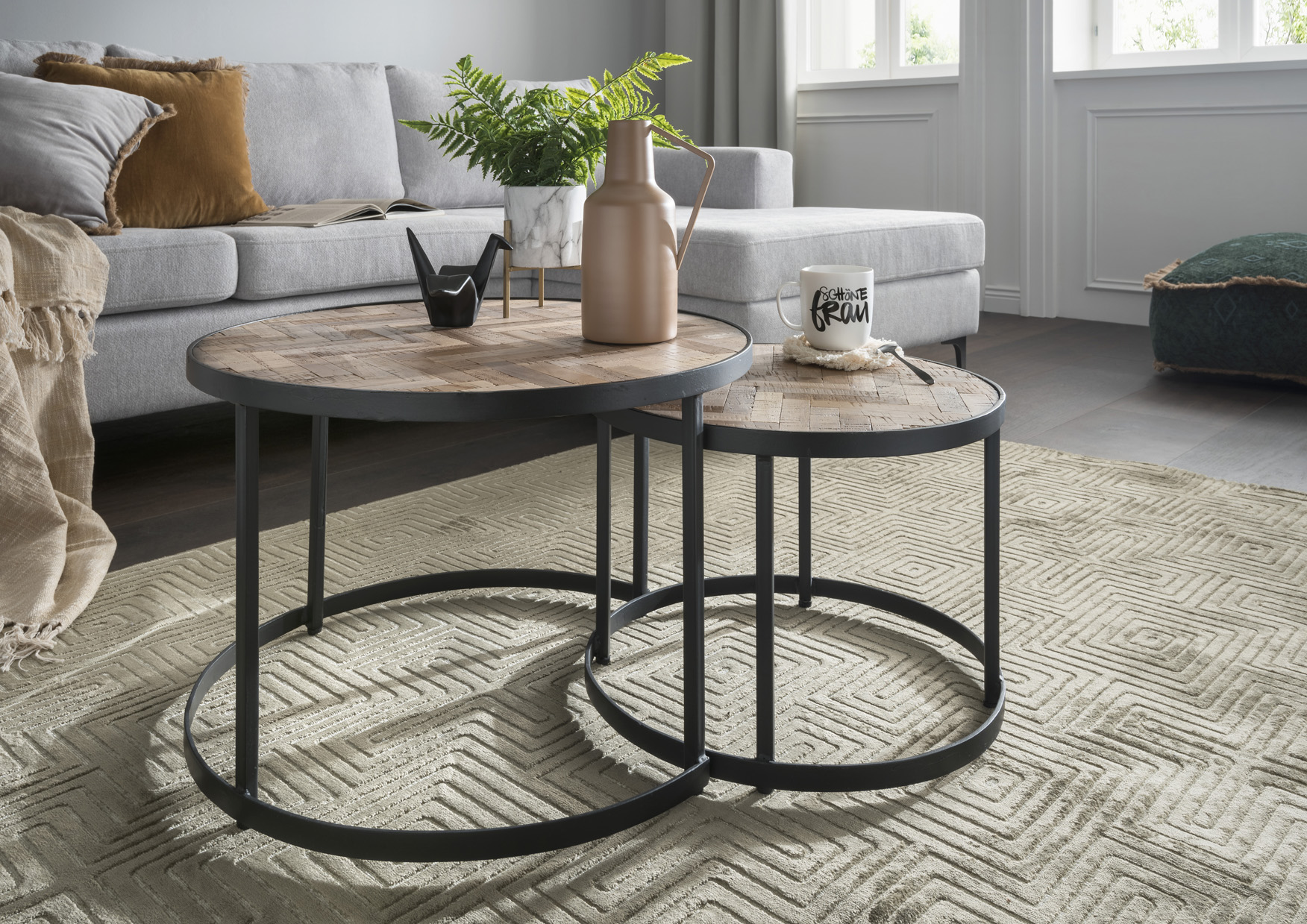 Couchtische HAPPY I im 2-er Set | recyceltes Teakholz vintage-grau | schwarzes Metall
