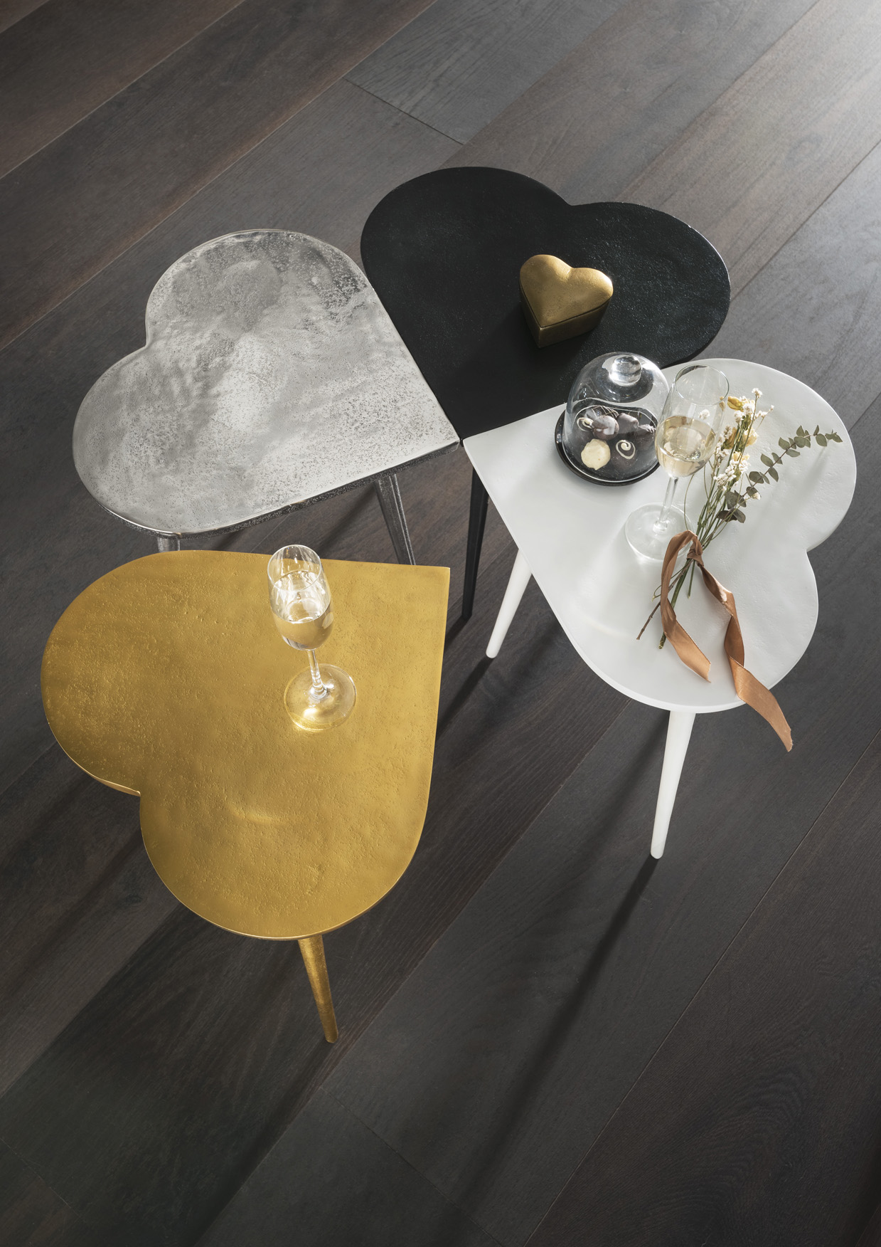 Beistelltisch HEARTBREAKER | Herzform 43 x 41 cm | Metall vintage-gold