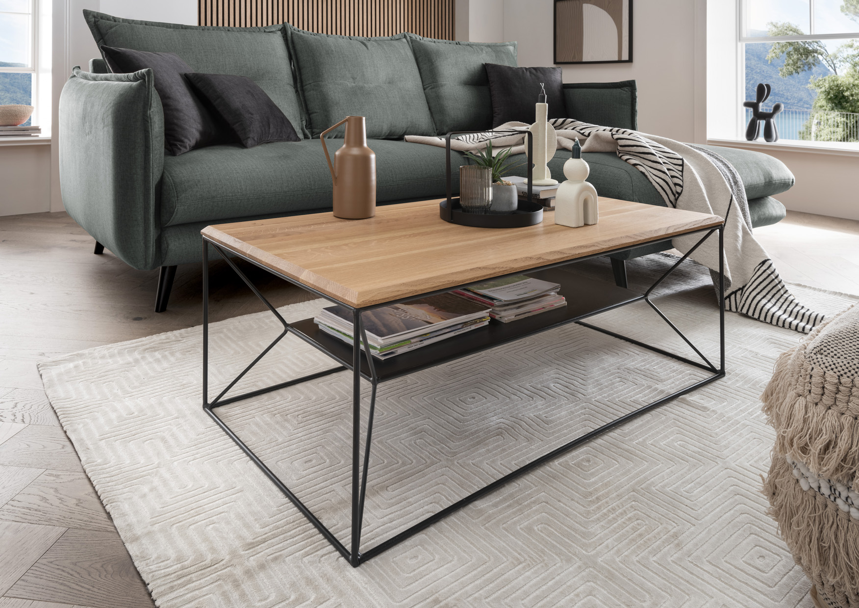 Couchtisch ROBIN | 110 x 60 cm | mit Ablageboden | Wildeiche massiv | Metall schwarz