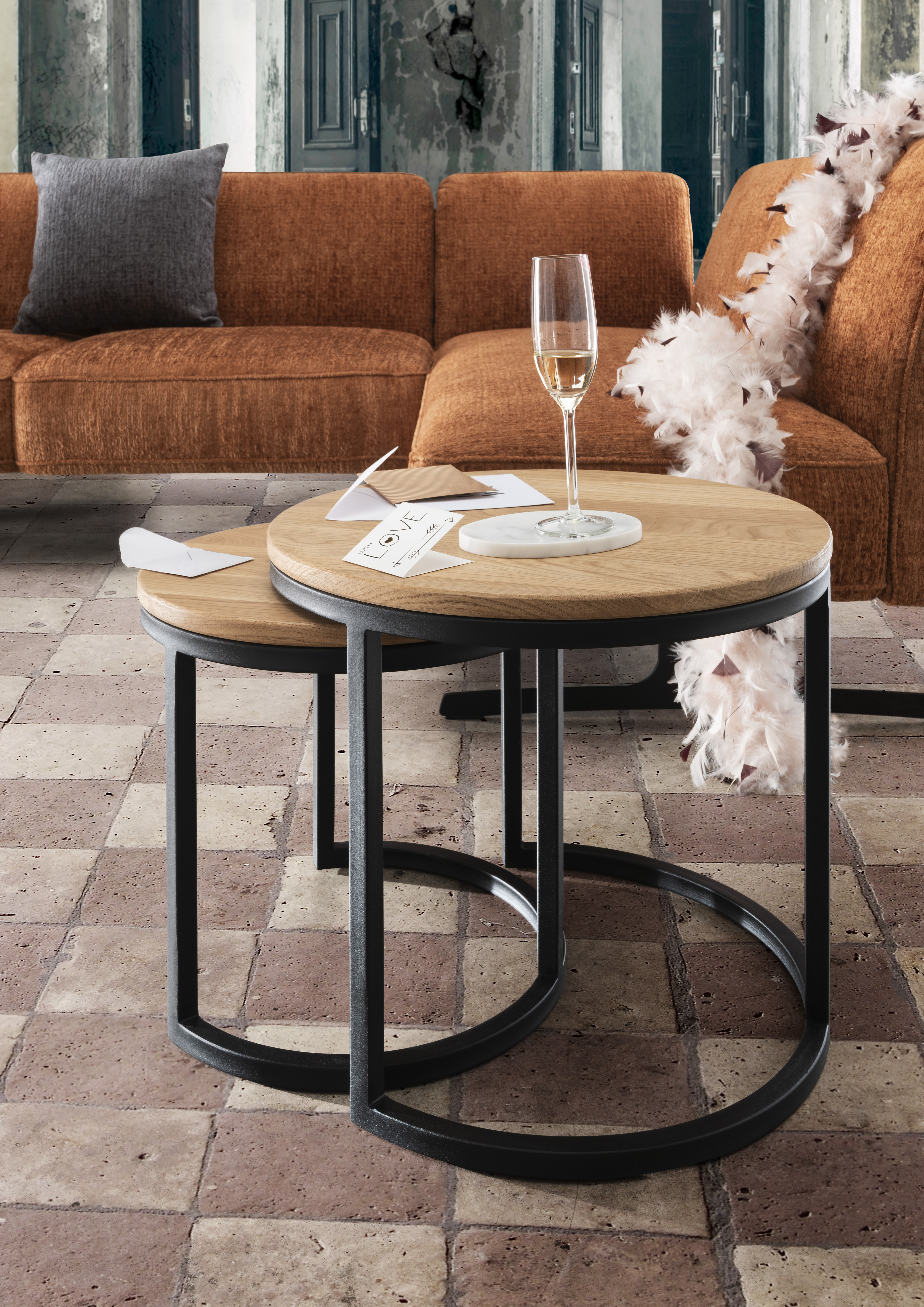 Beistelltisch BENTE | 2-er Set | rund 40/50 cm | Wildeiche massiv | schwarzes Metall