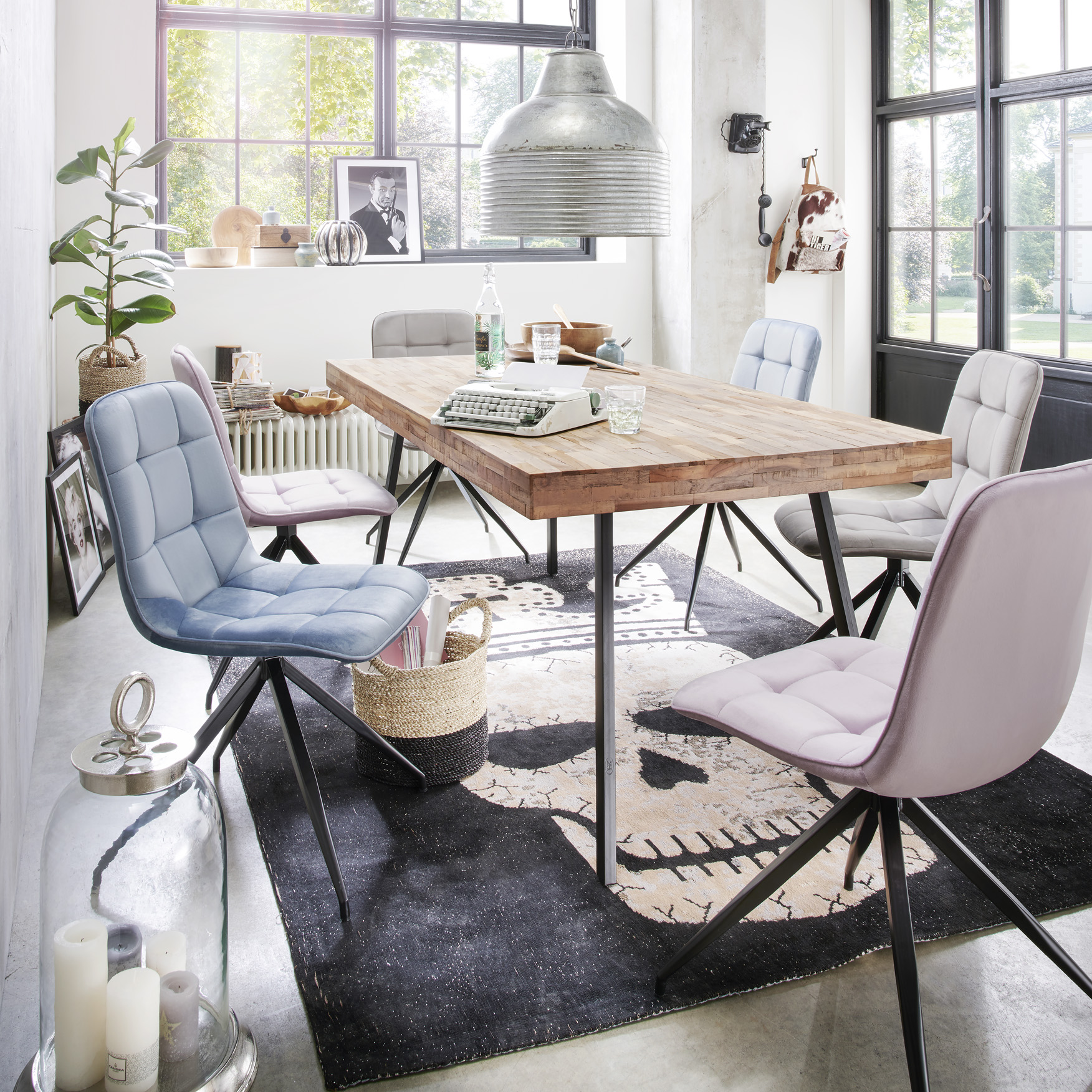 Esstisch FRIENDS | recyceltes Teak im Parkett / Metall schwarz | B/H/T: 180 x 76 x 90 cm